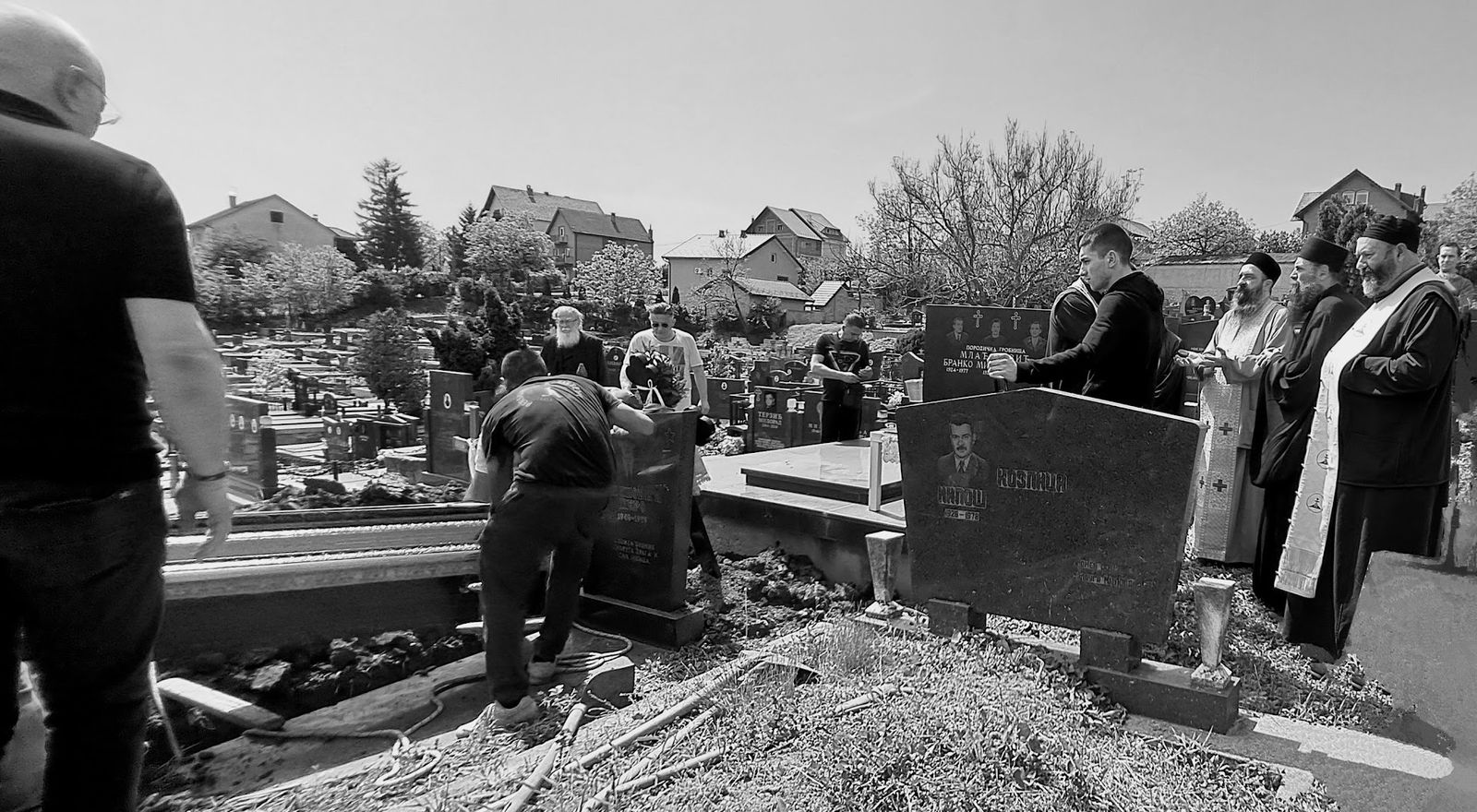 Sremčica groblje kapela