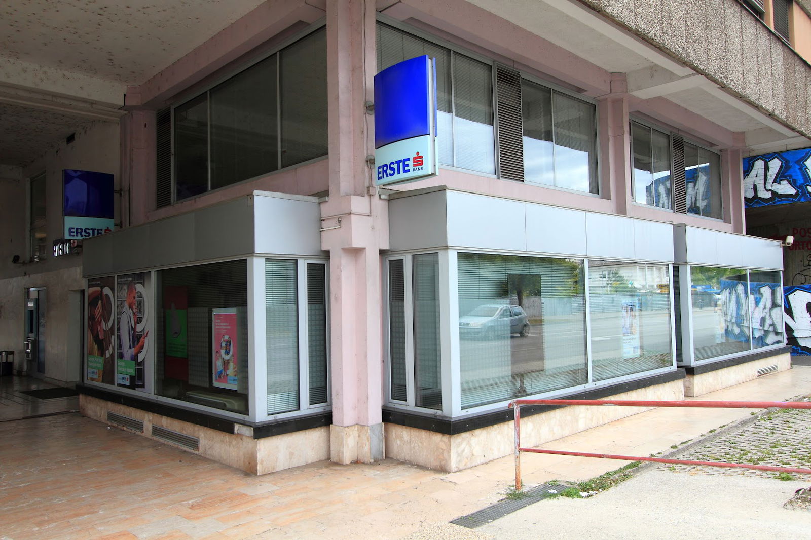 Erste Bank - Advisory Center Dubrava