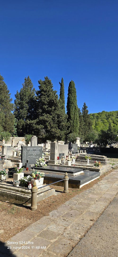 Groblje sv. Roka, Vela Luka