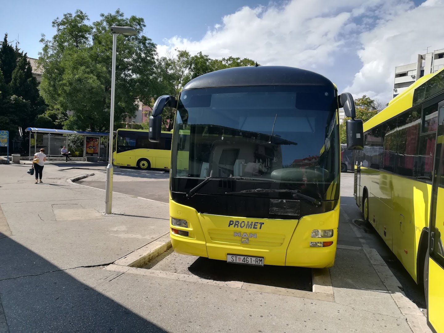 AUTOBUSNI TERMINAL SUKOIŠAN