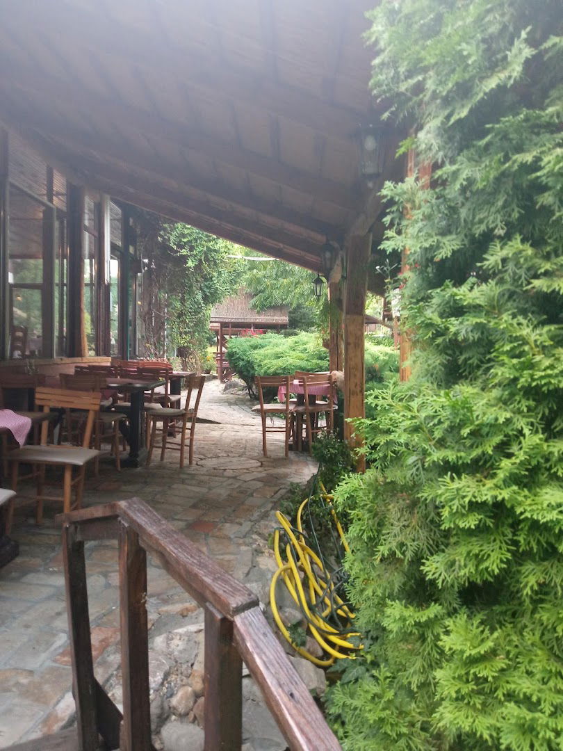Restoran i Prenoćište Jelen