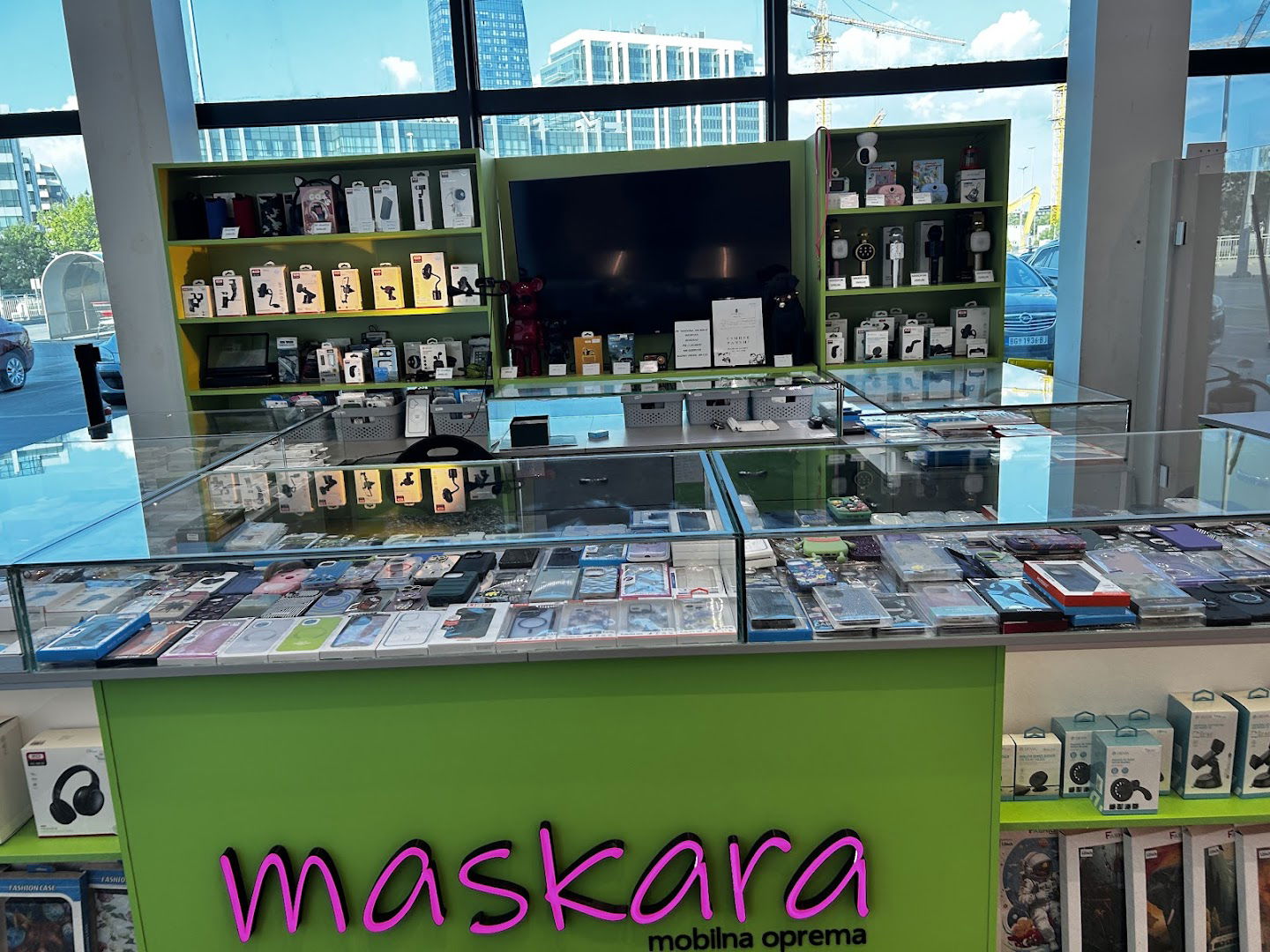 Maskara - Mobilna Oprema