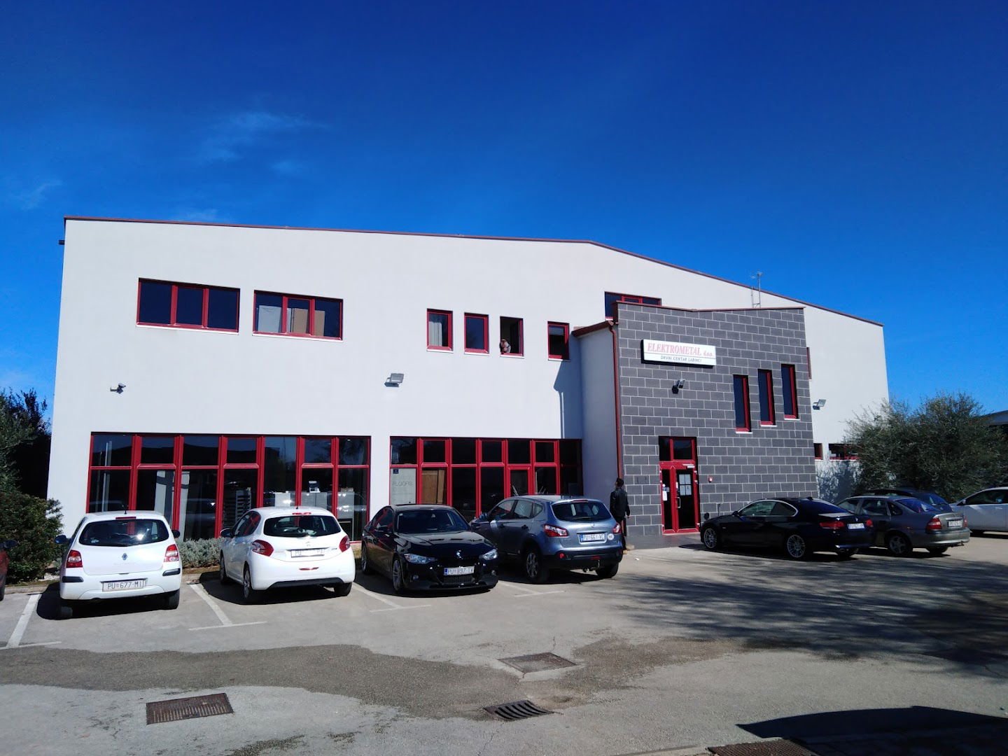 Elektrometal - Drvni centar