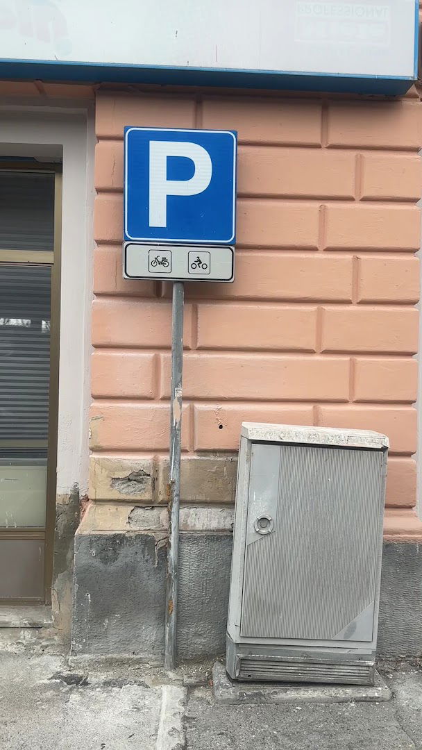 Scooter bike parking ️