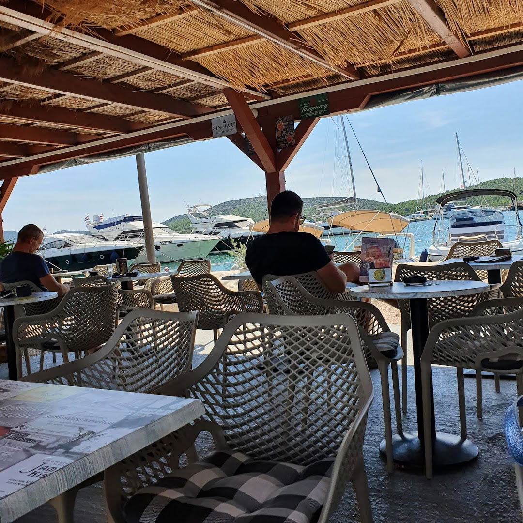 Beach bar "Rišpet"