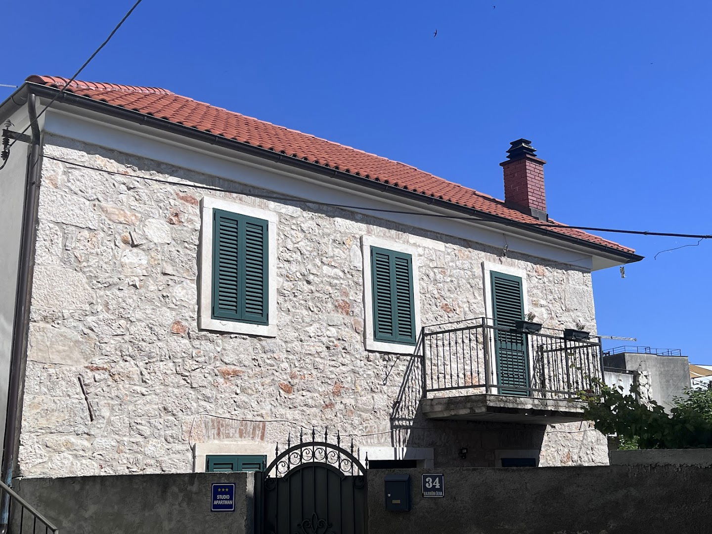 Studio Apartment Adris