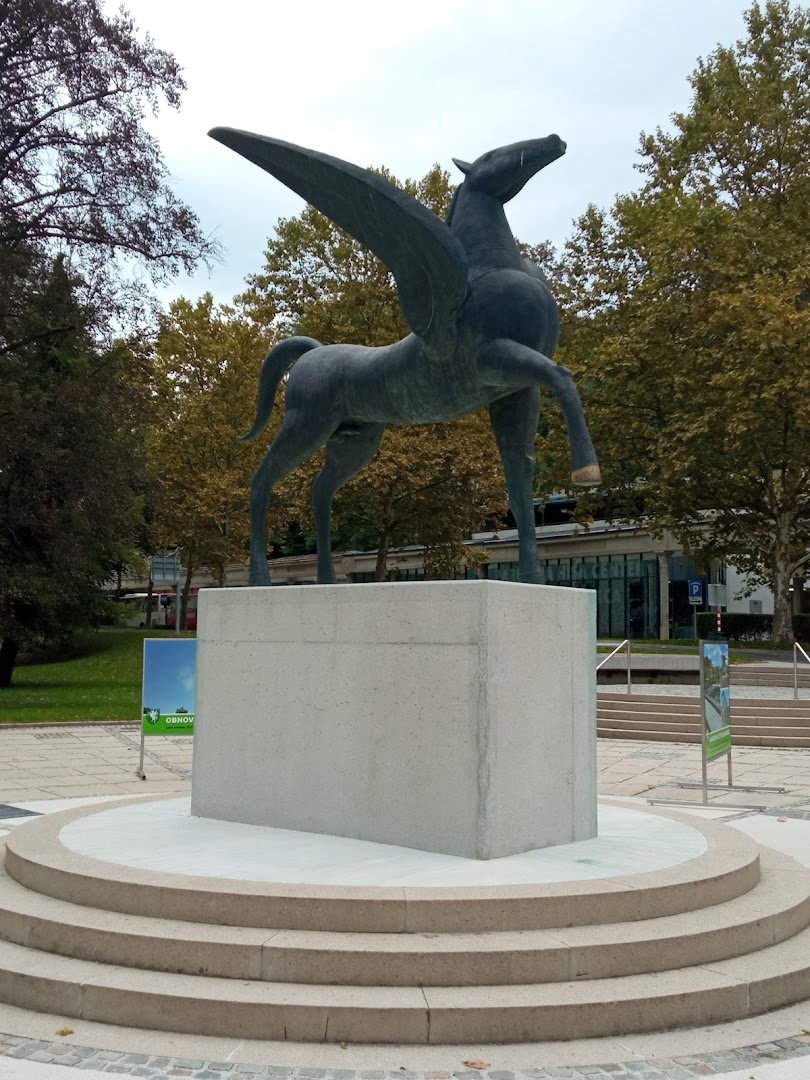 Pegasus Statue