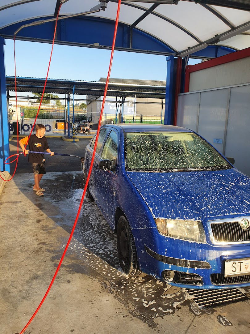 Waschstrasse/CarWash