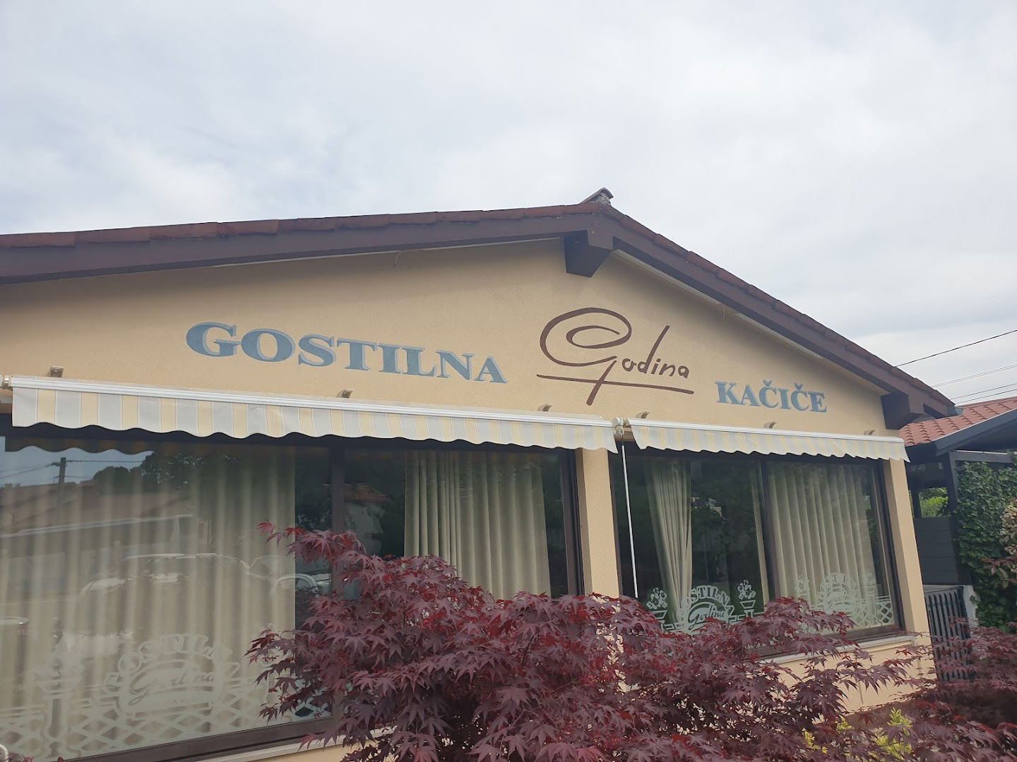 "Gostilna Godina" Loredana Černigoj s.p.