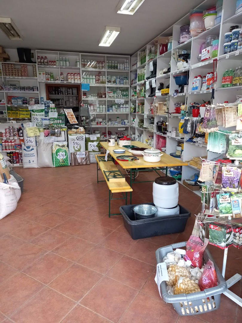 Poljoprivredna apoteka Ratar Novi Banovci