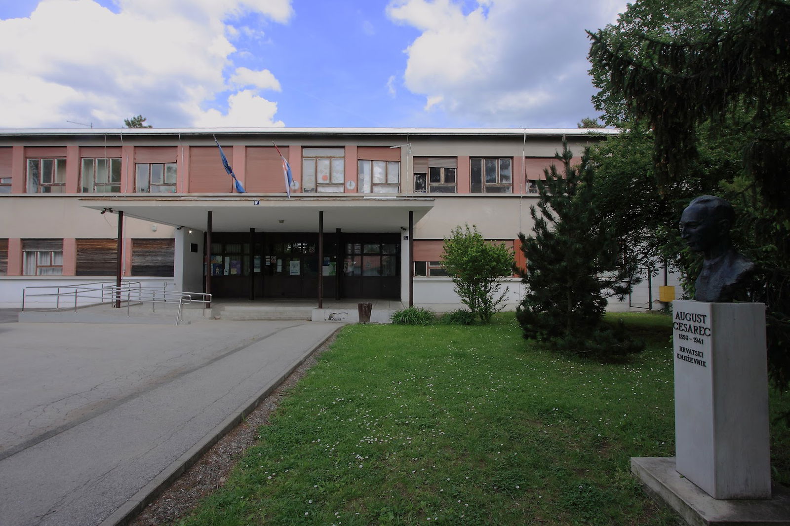 August Cesarec Elementary School