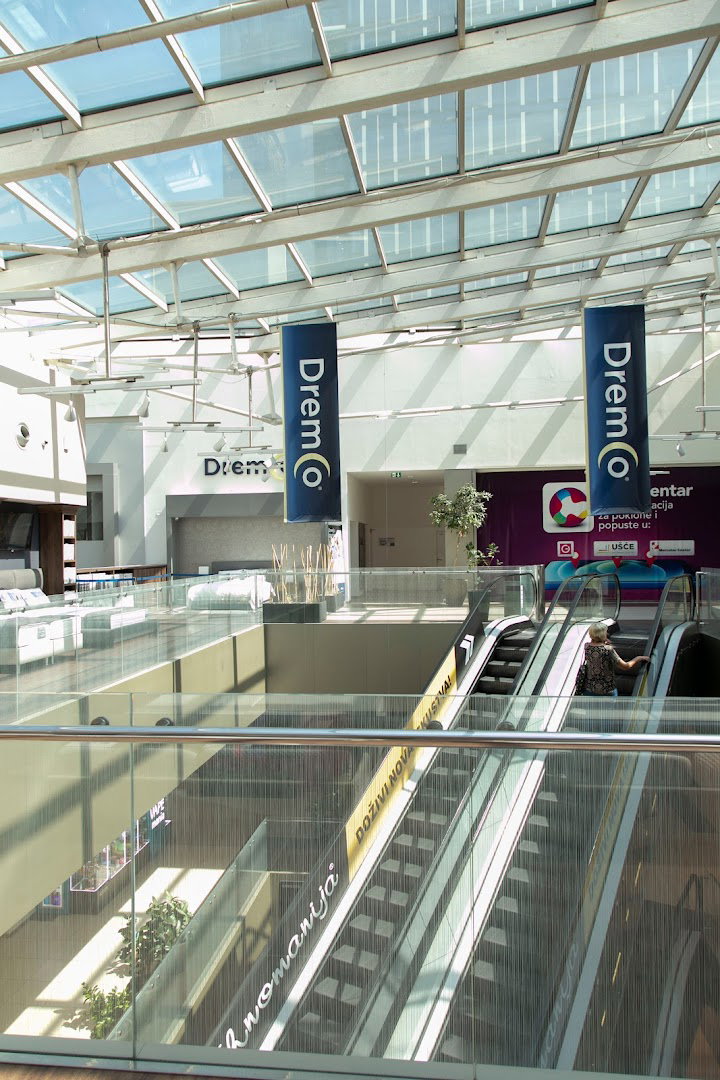 DremCo x CasaBianca – SC Ušće