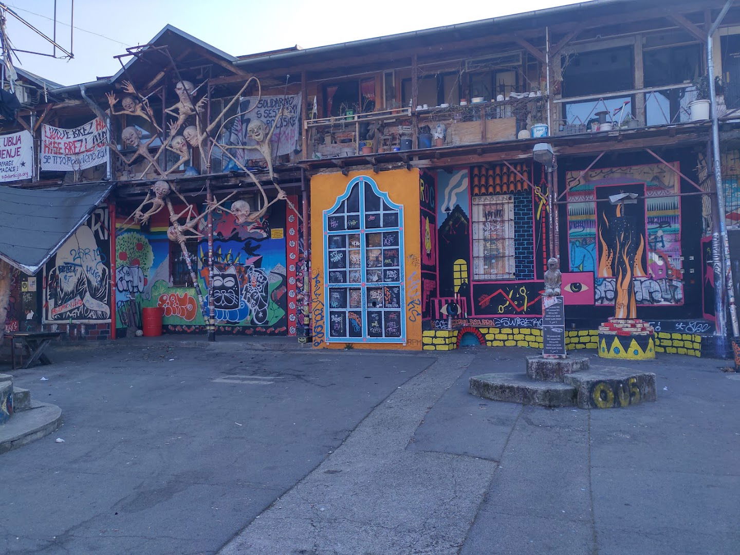 Mirovni inštitut Metelkova 6, Ljubljana