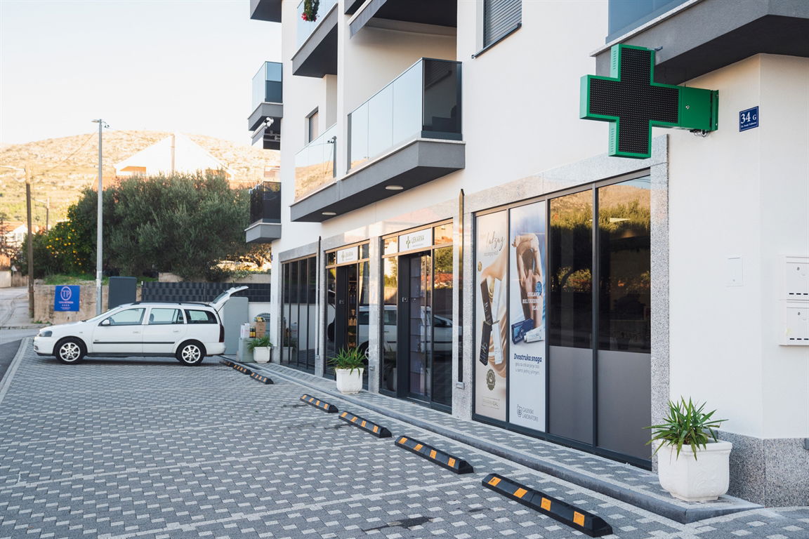 LJEKARNA TROGIR, LJEKARNA SPLITSKO - DALMATINSKE ŽUPANIJE