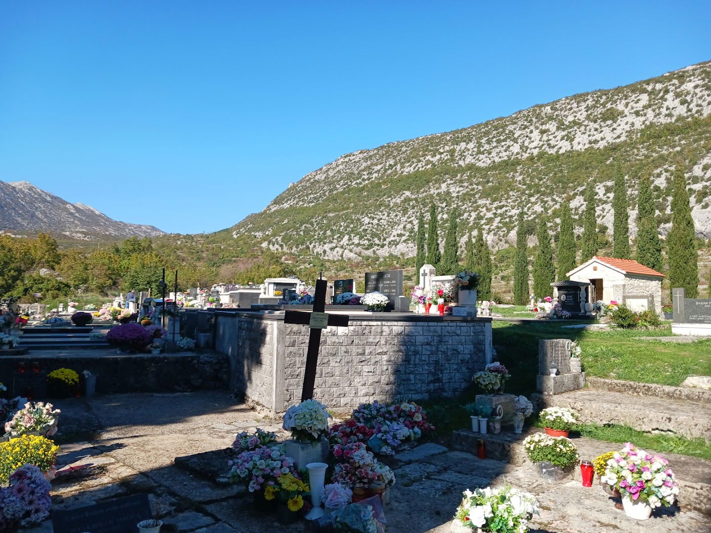 Župa cemetery
