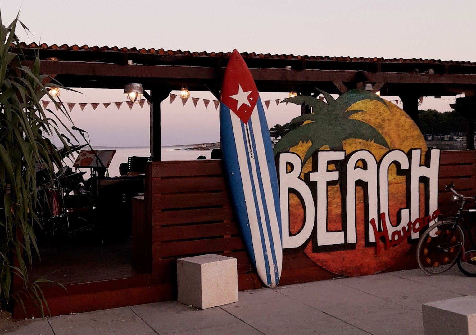 Havana Beach Bar