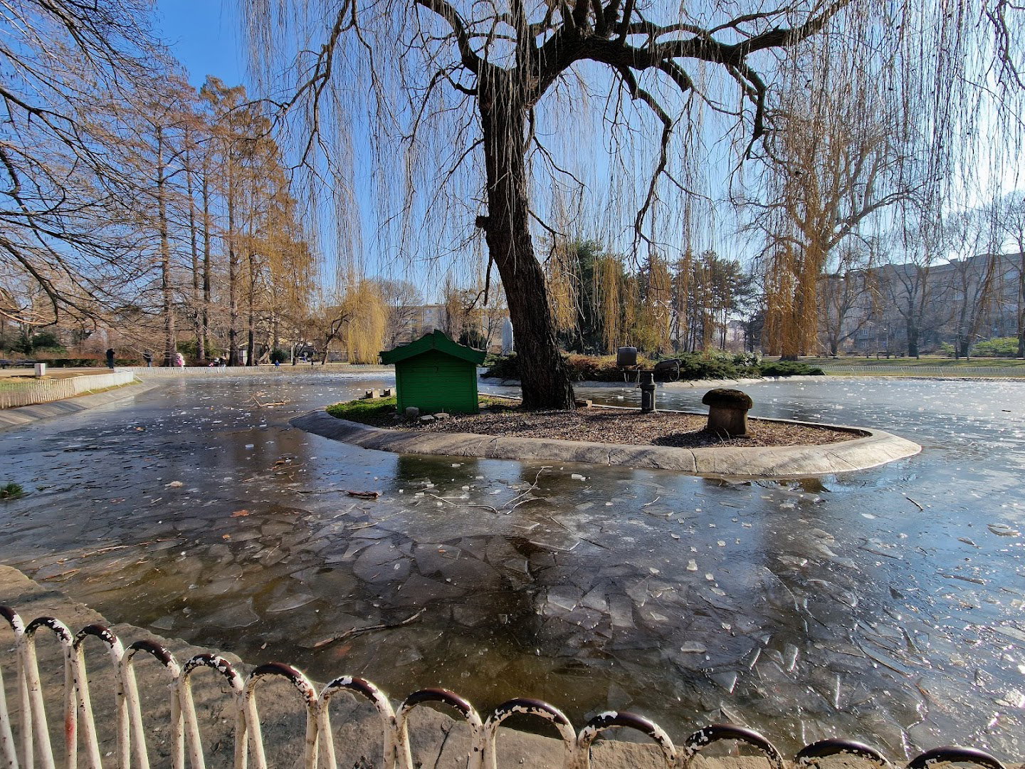 Statue of Miroslav Antić