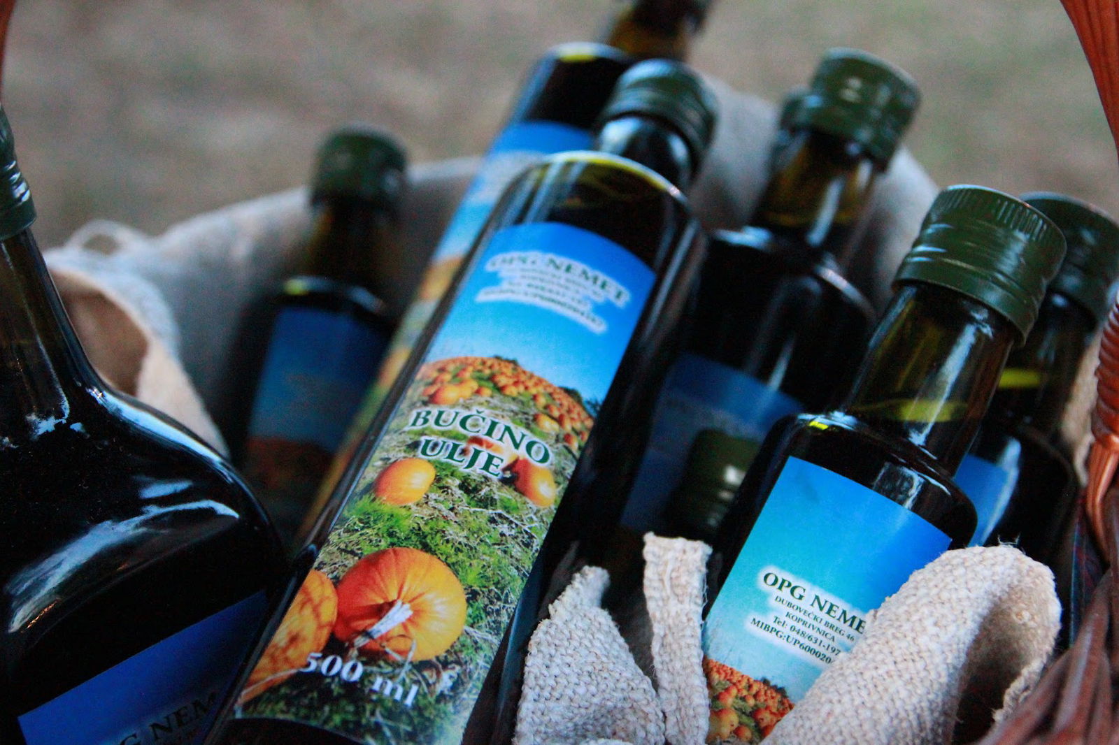 OPG Nemet - bučino ulje, šparoge, domaće voće i povrće