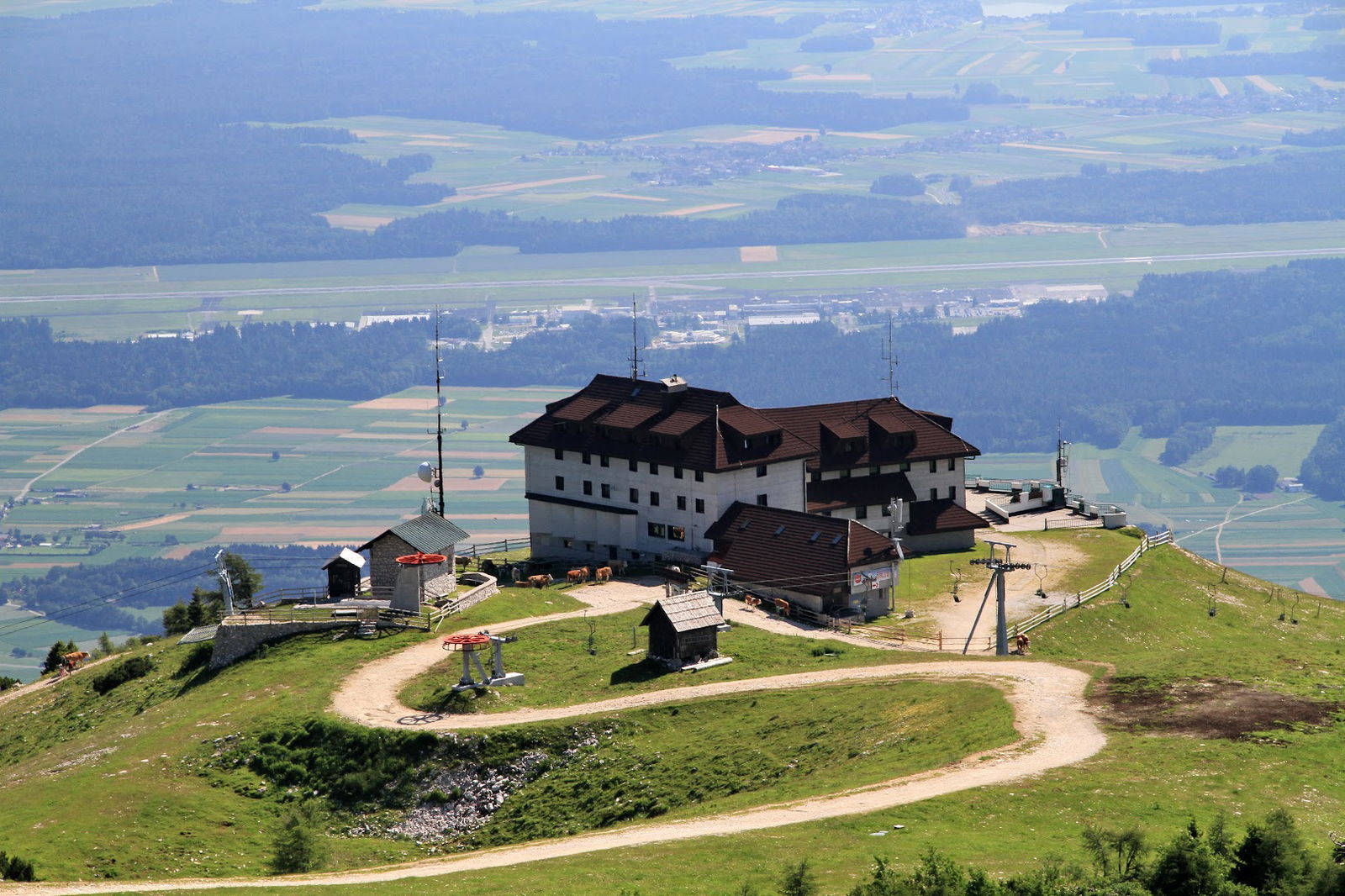 Tajo-Team, družba za gostinstvo in trgovino d.o.o.