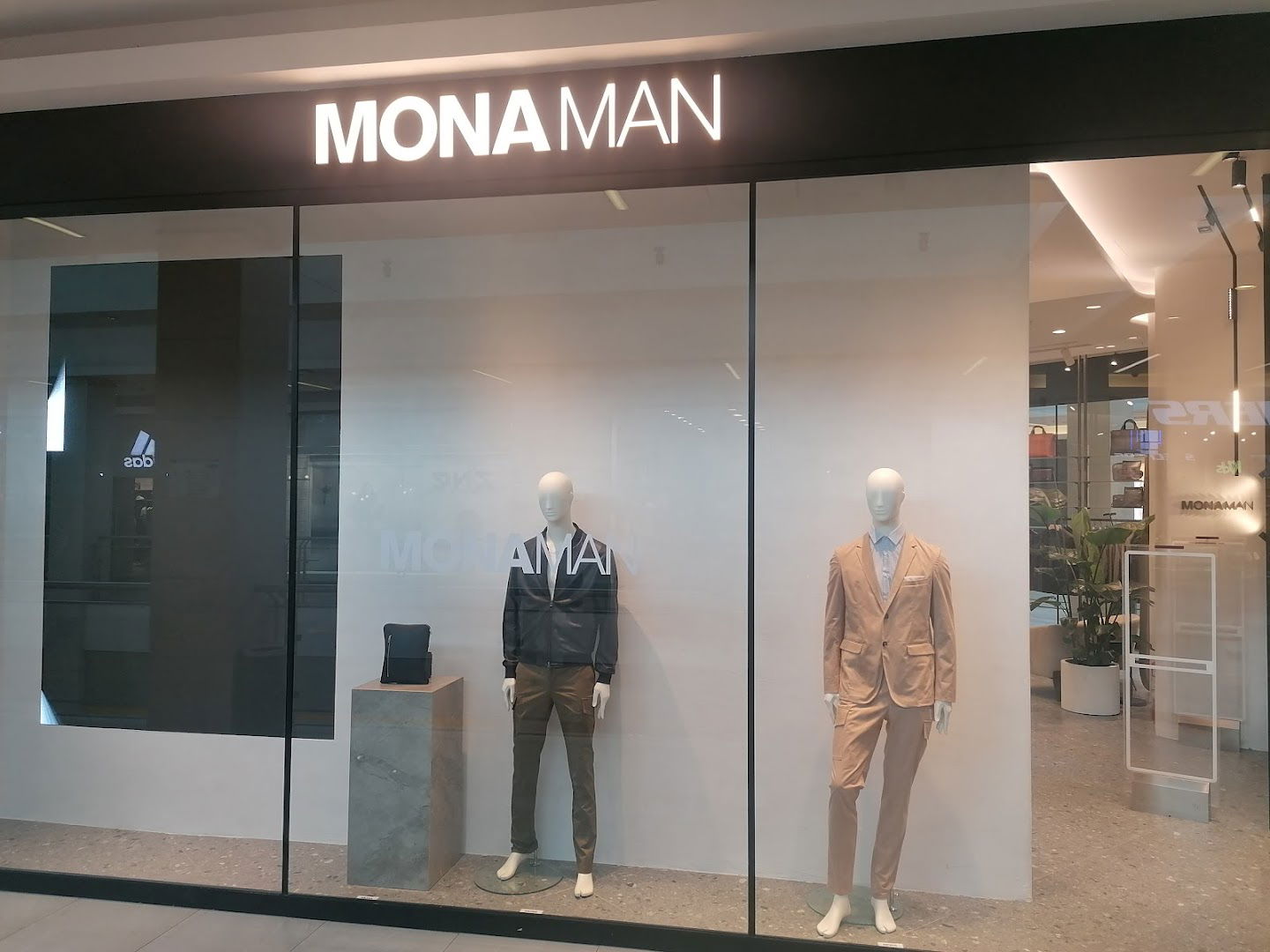 Mona Man - Delta City