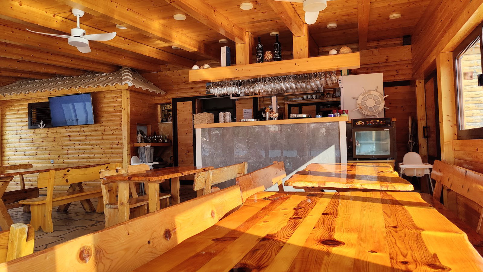 Gavuni Restaurant & Konoba