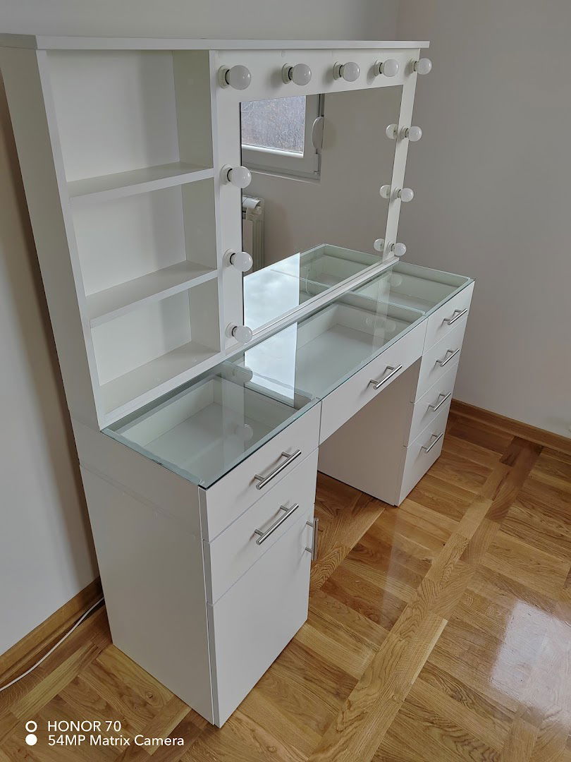 Ogledala za šminkanje Šabac