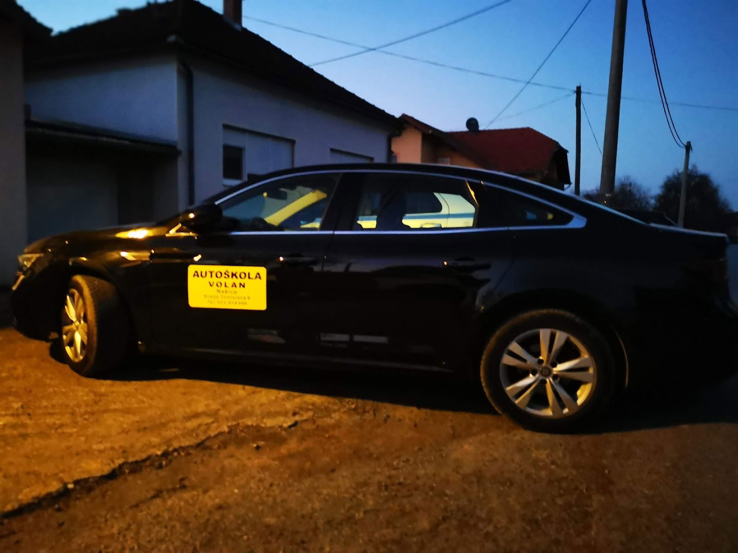 DUĆAN, CRKVARI 4A., VL. DRAŽEN TIKVAN