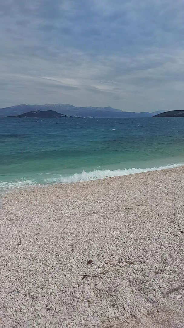 Arbanija Beach Bar & Annuity center ŠKRAPA