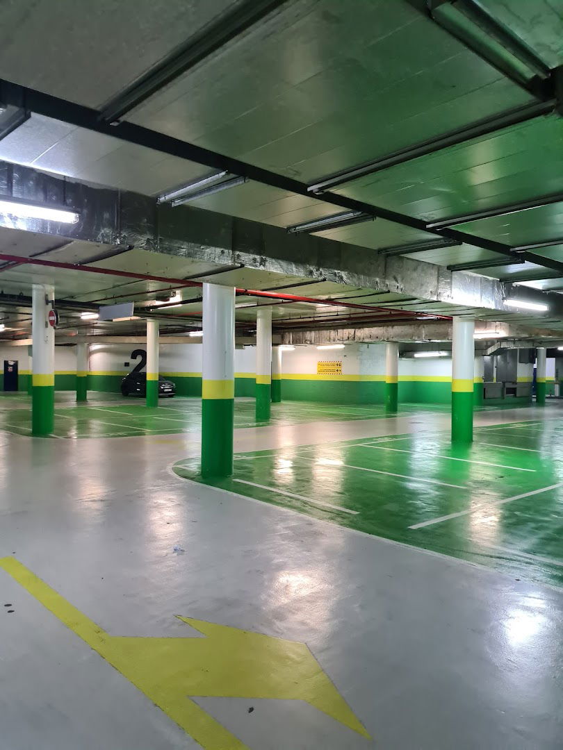 Importanne Centar Garaža