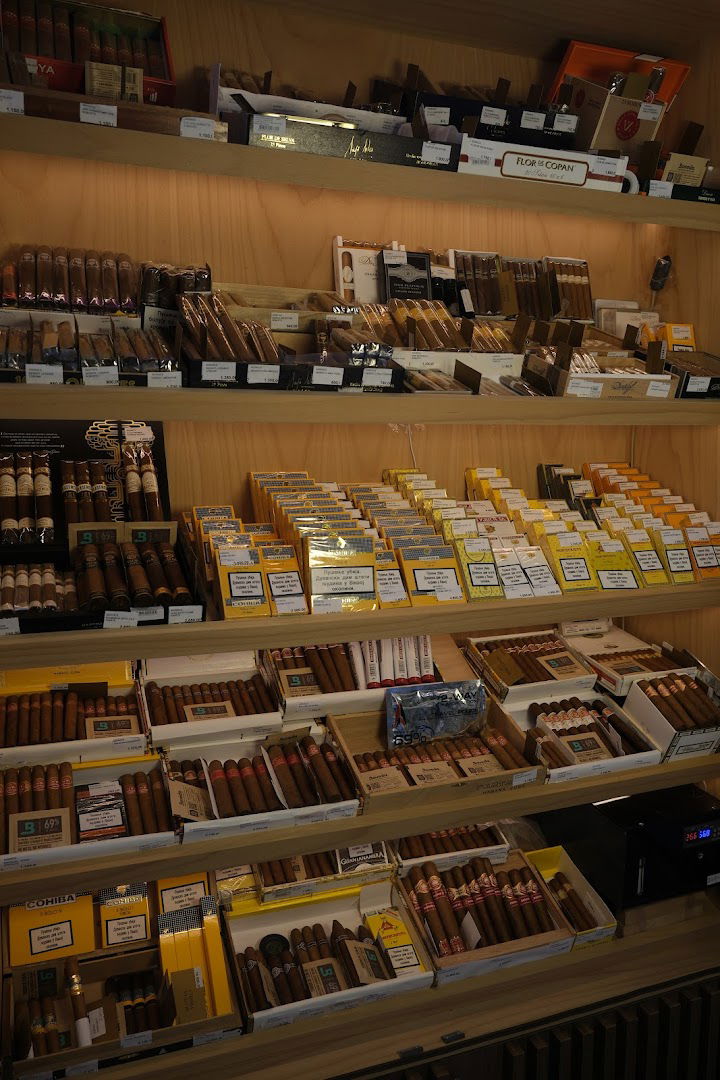 Cigar Shop Mercator