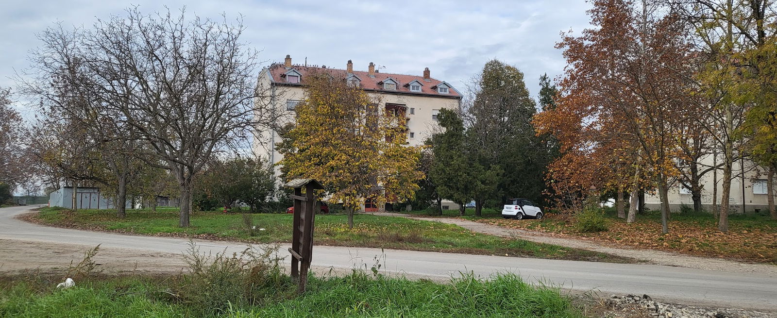 Dejana Smiljkovića 89 (Zgrada 89)