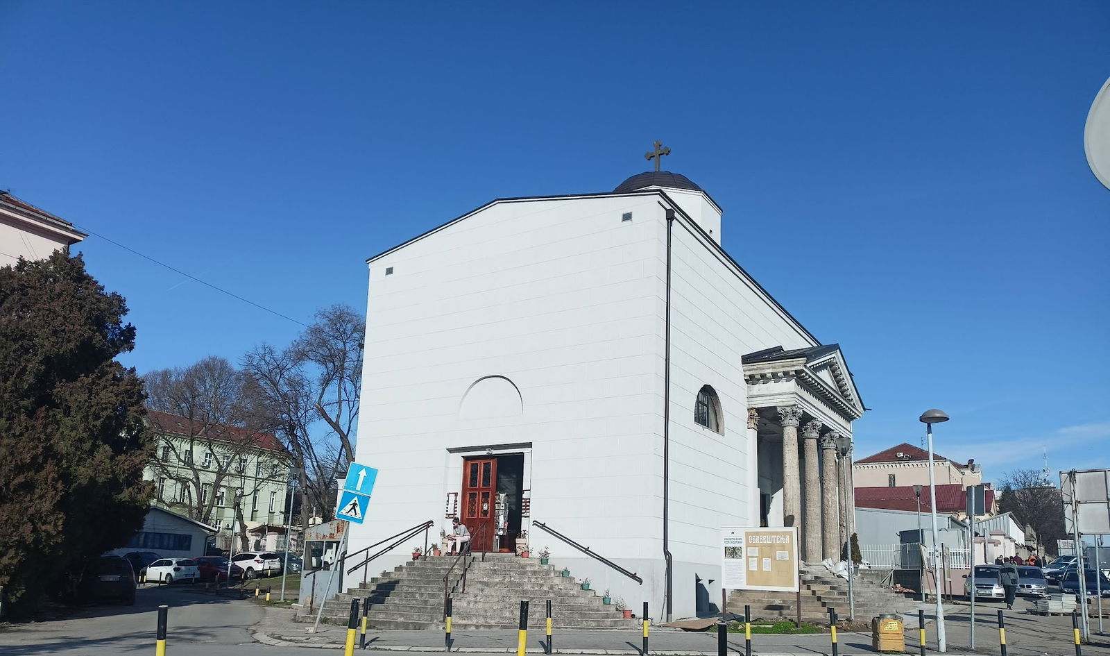 Храм Светих бесребреника и чудотвораца Козме и Дамјана