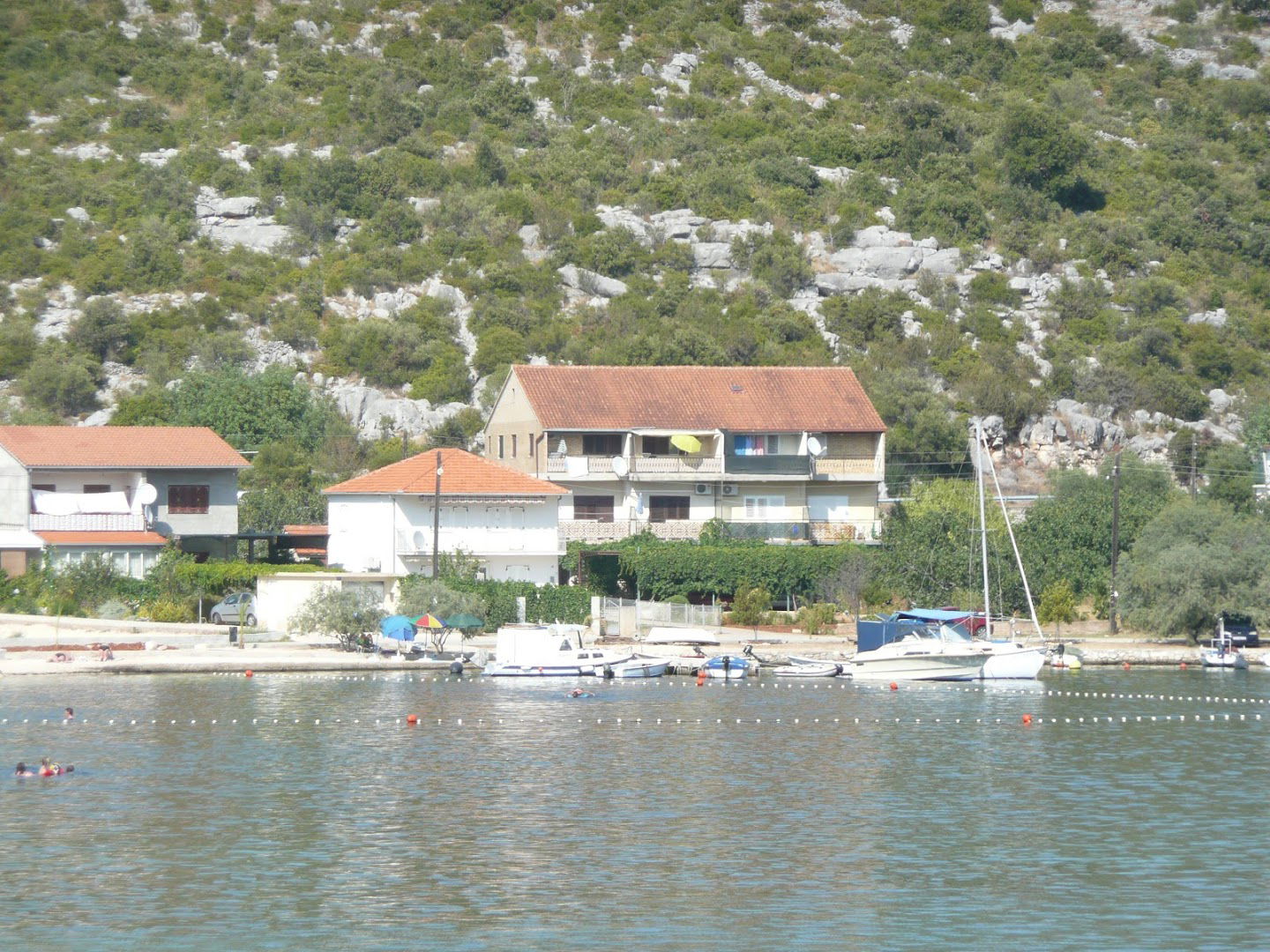 Apartments Summer Story