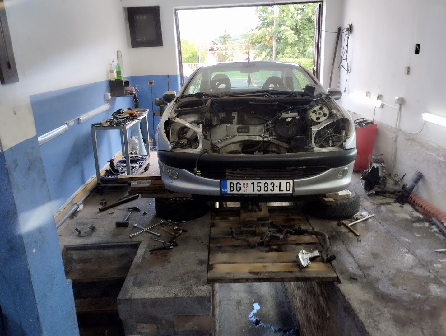 Nikola-Auto elektricar