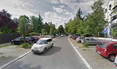 Stomatološka Ordinacija "Doctor SMILE"