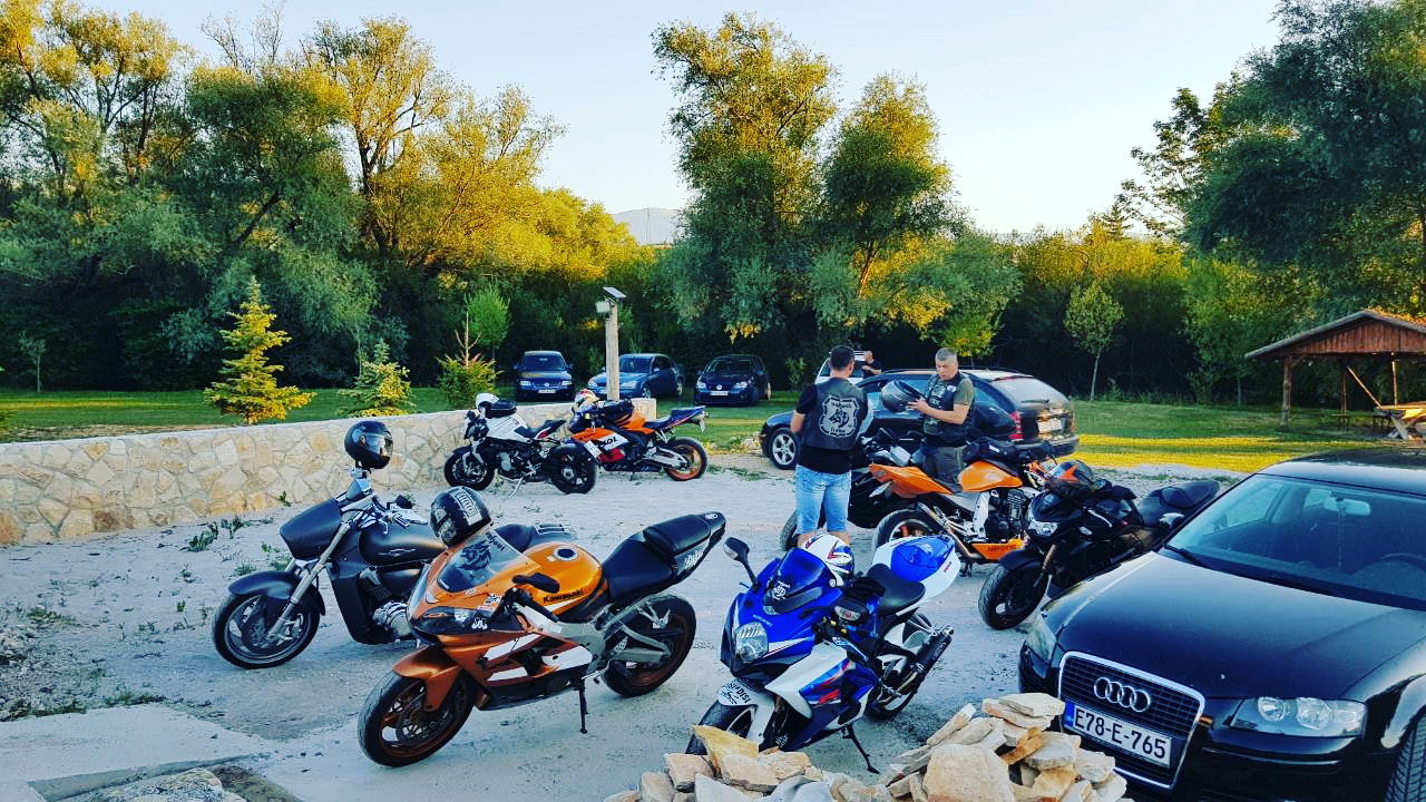 Club House MK Vukovi