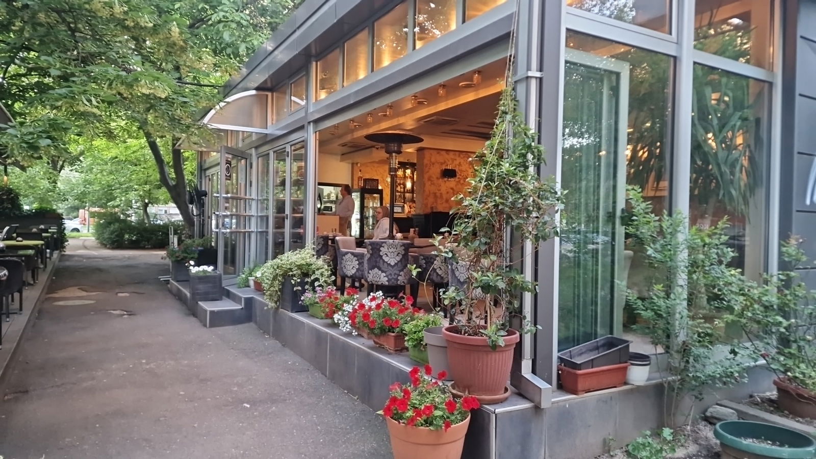 Cafe restoran Laganini