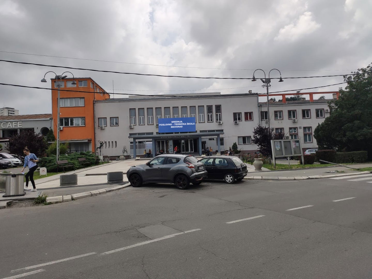 POSLOVNO TEHNIČKA ŠKOLA BEOGRAD