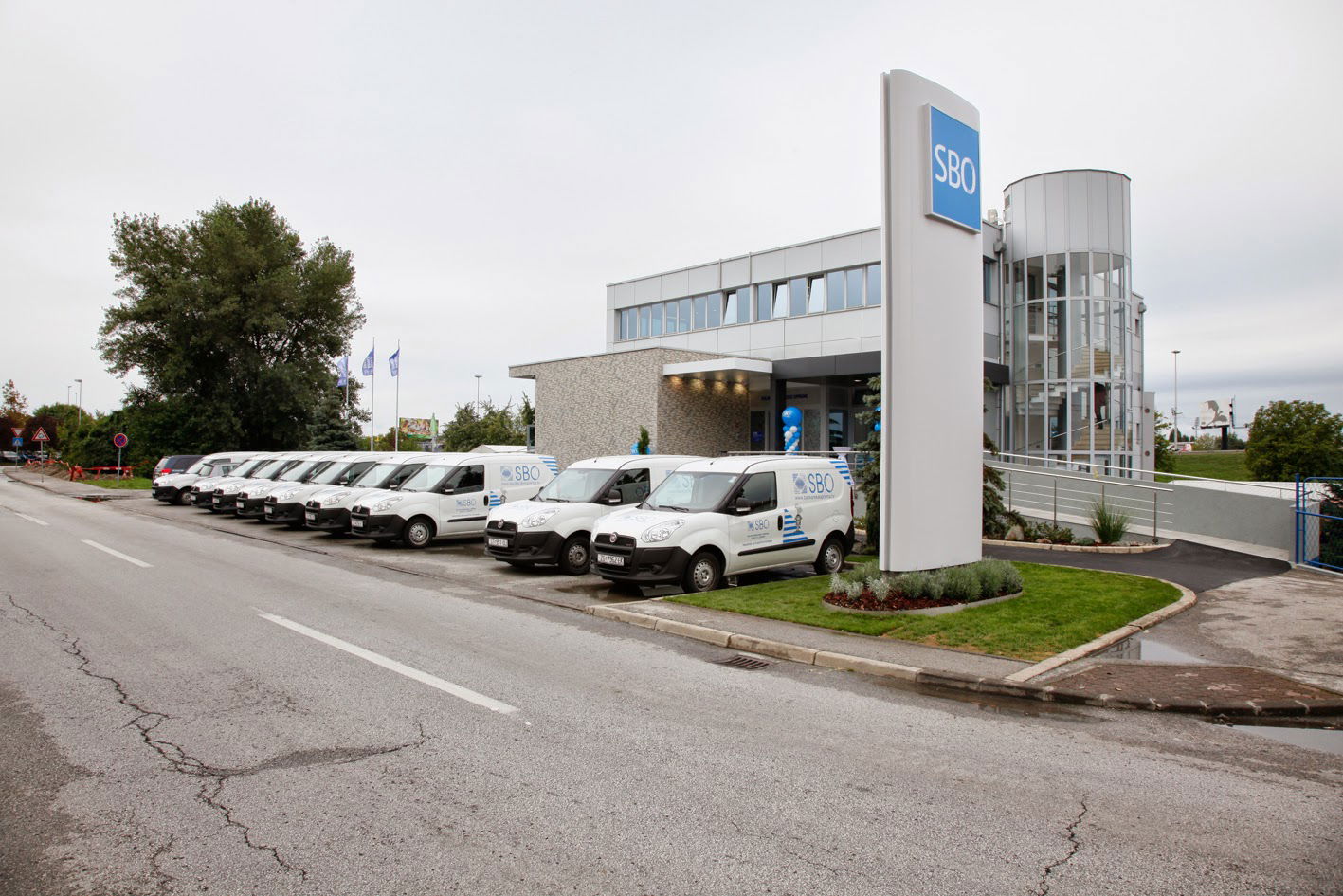 Salon banking equipment