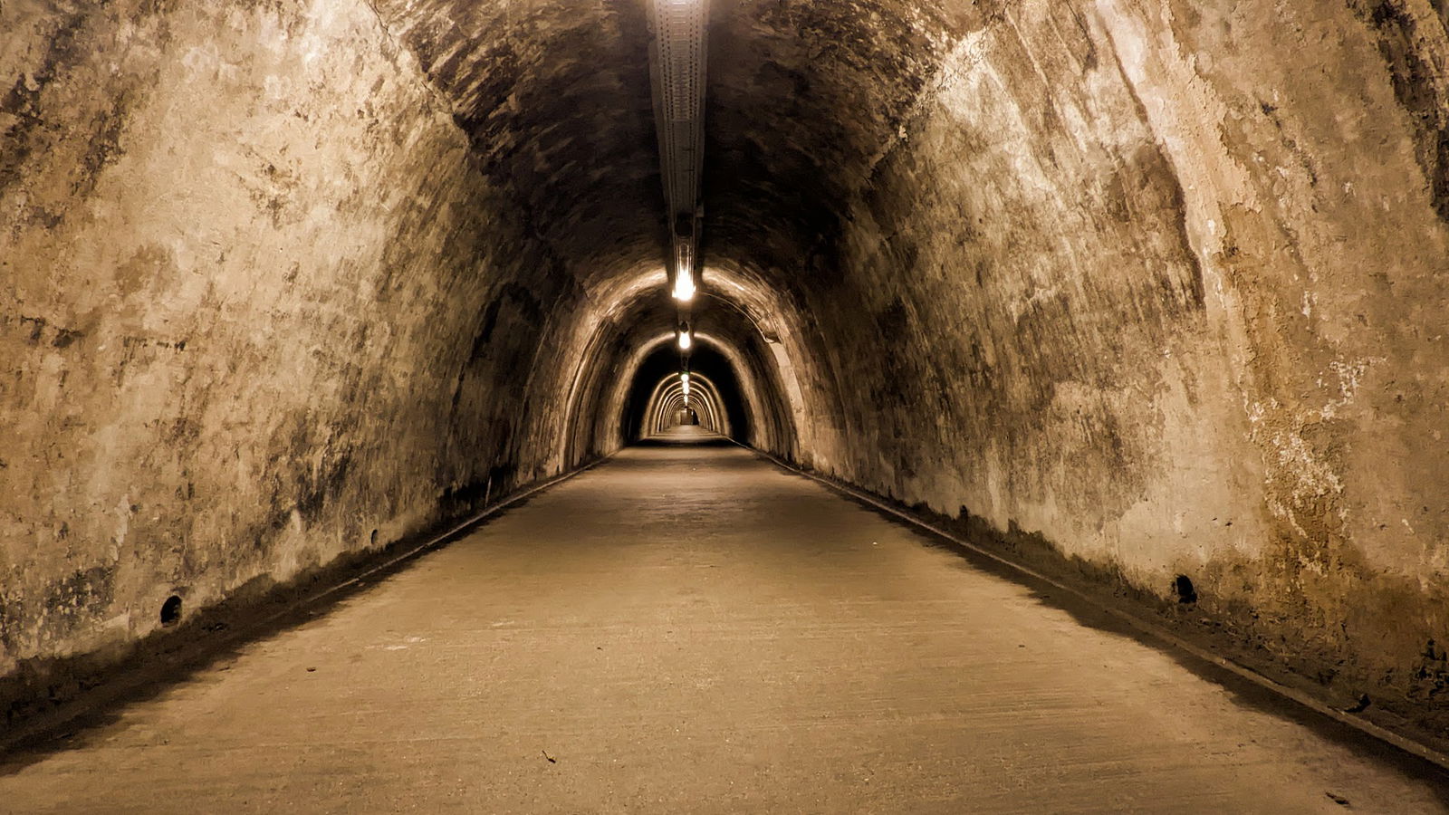 Tunel Grič-Tomićeva