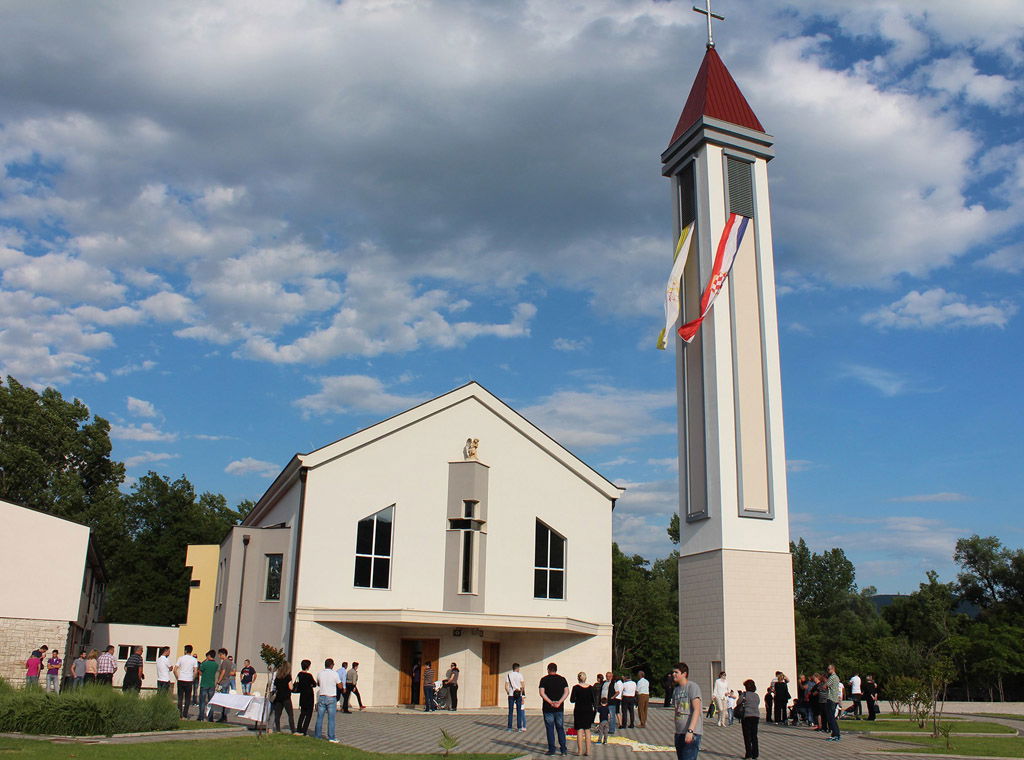 Crkva Presvetog Tijela i Krvi Kristove Buna