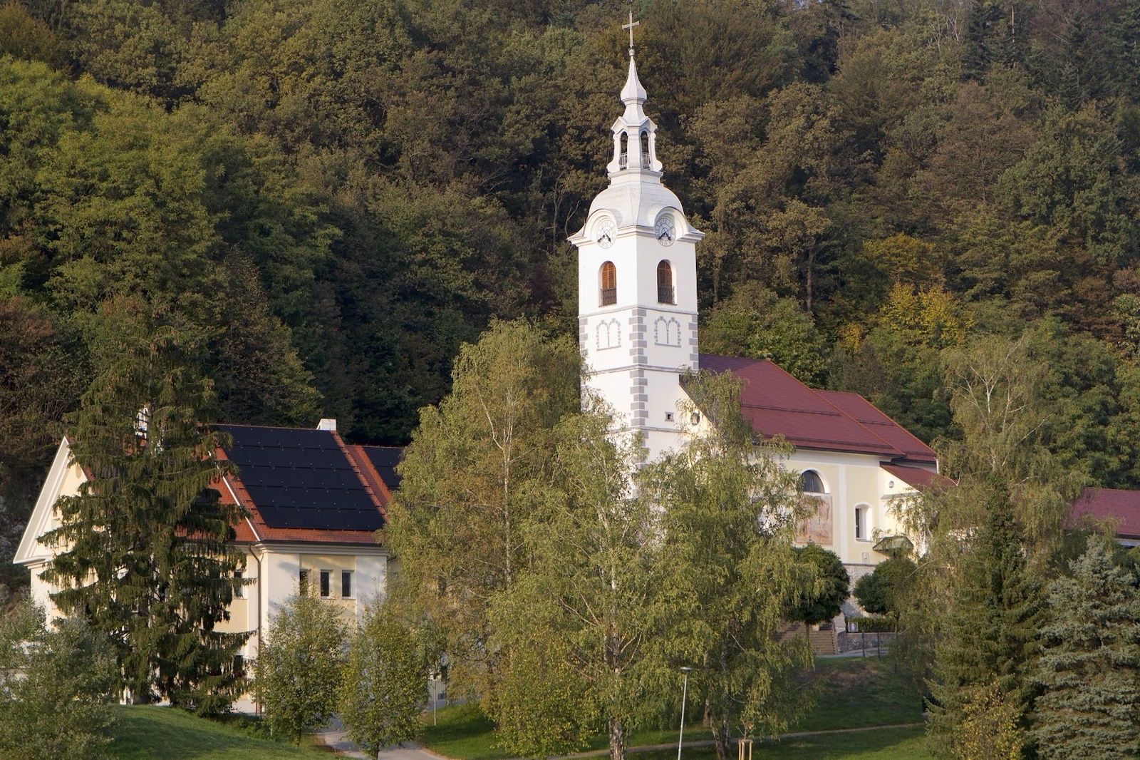 Župnijska cerkev sv. Jurija