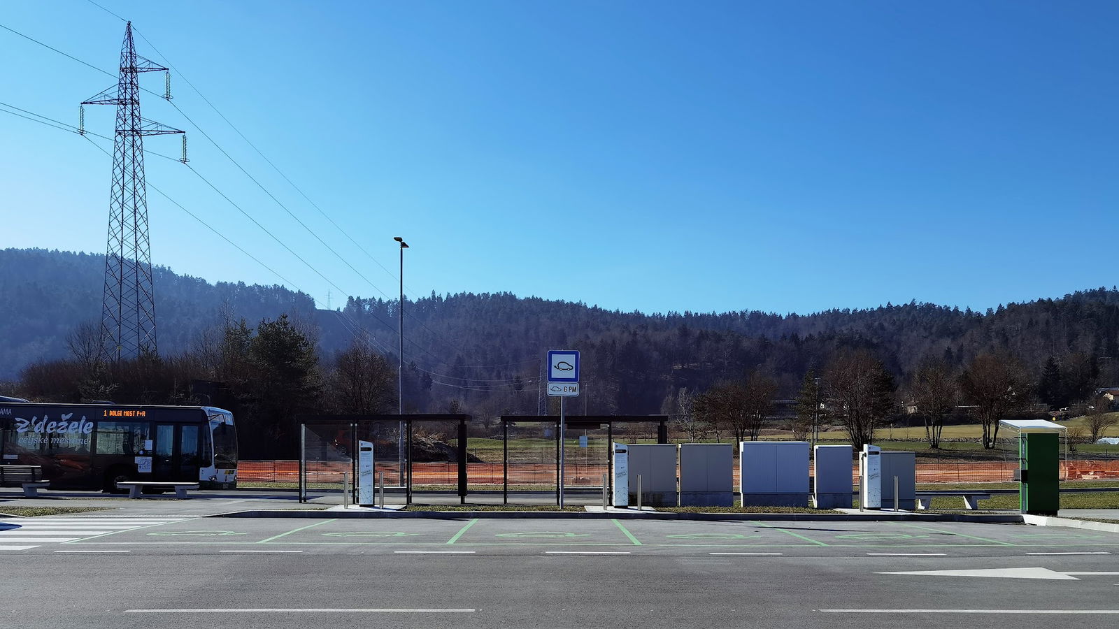 Electric Vehicle Charging Station