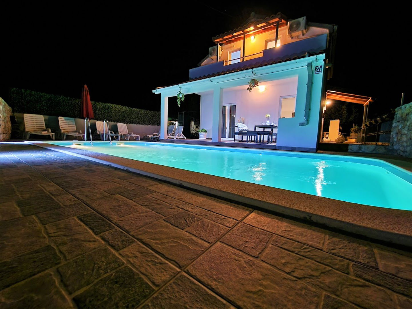 Anas Lagoon Holiday House