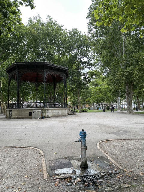 Drinking water fountain