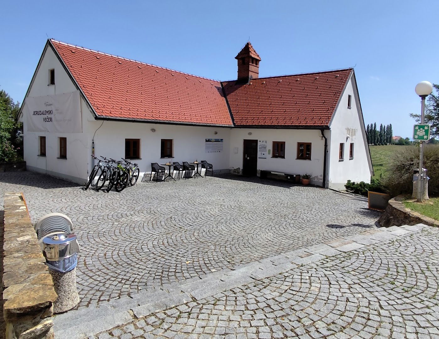 Turist info center & vinoteka Jeruzalem