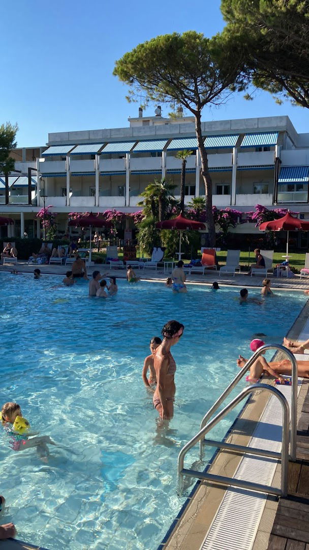 Piscina Nettuno Il Tridente