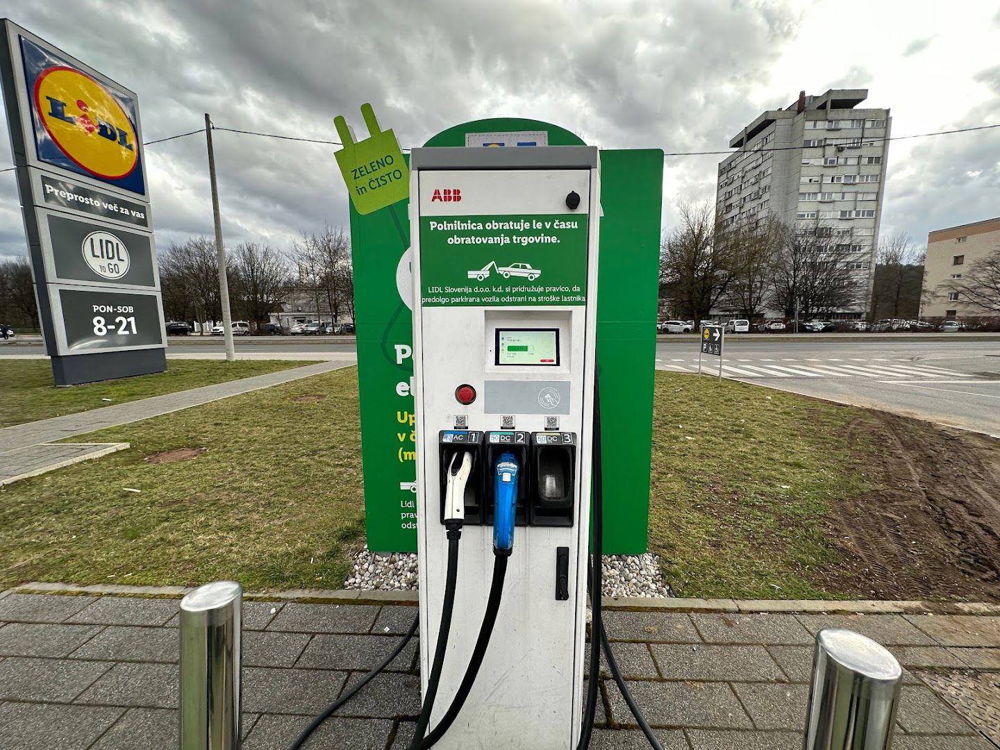 Lidl Charging Station