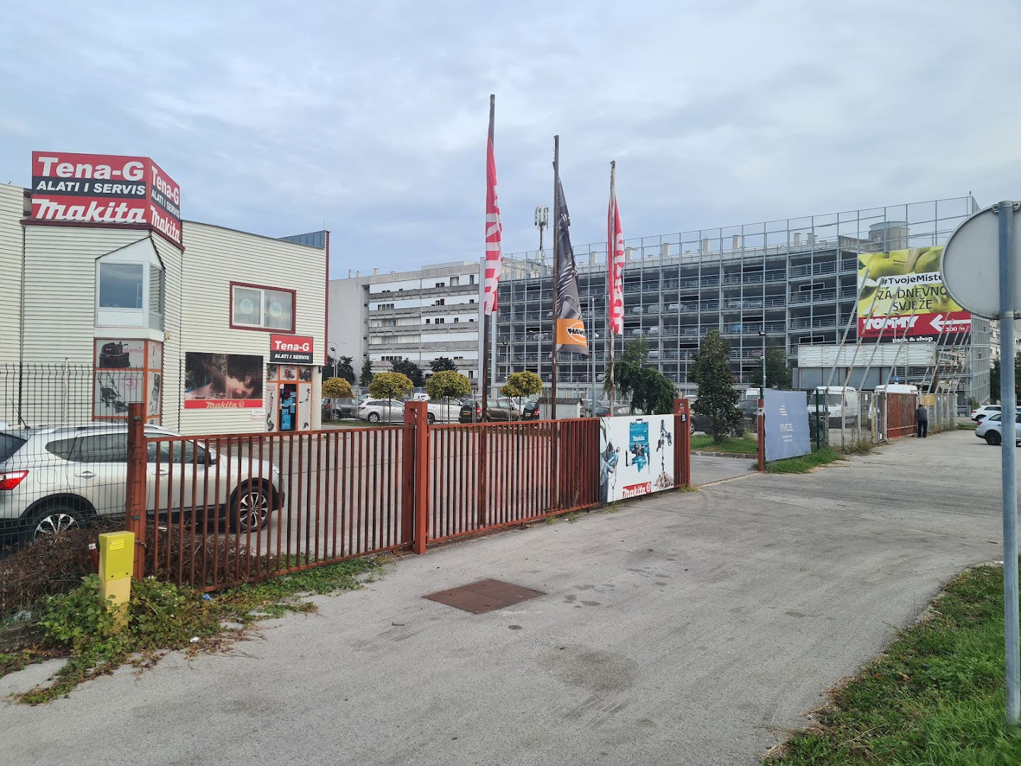 Javna garaža Jelkovec 1