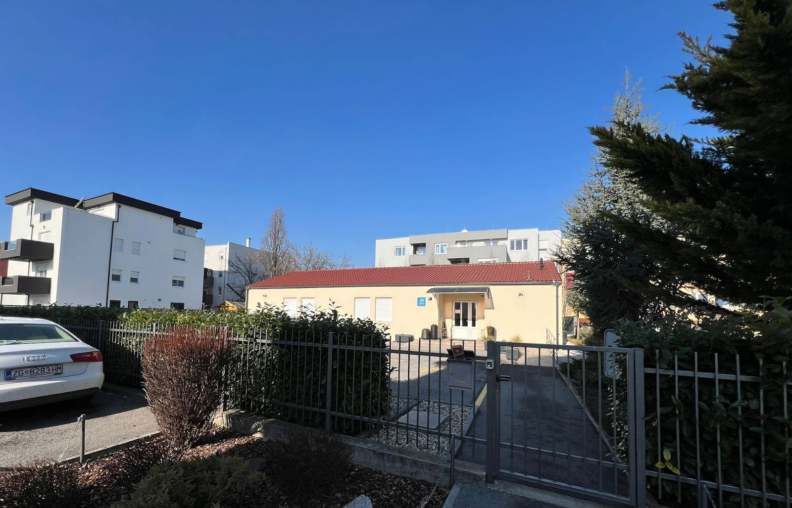 Jehovah's Witness Kingdom Hall